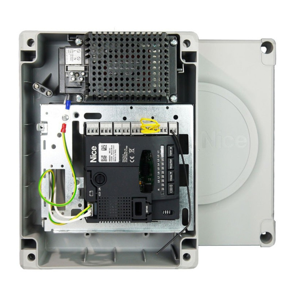 Комплект автоматики Nice Wingo3524kce для распашных ворот со створками шириной до 3,5 метров и массой до 500кг каждая, в основе комплекта WG5024