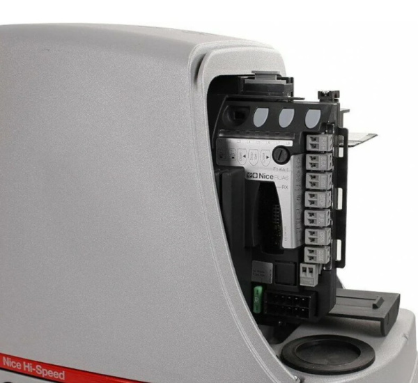 Привод для откатных ворот Nice RUN1200HS для откатных ворот до 1200 кг, Инт. 60 циклов/час, скорость до 0,37 м/с, ВЫСОКОРОСТНОЙ